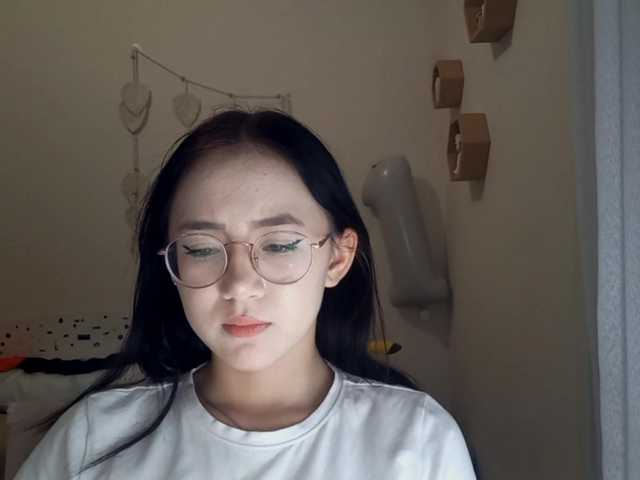 MyrleHenggeler live cam on BongaCams