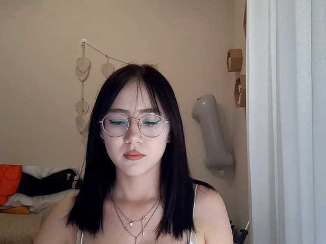 MyrleHenggeler live cam on BongaCams
