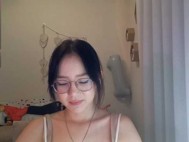 MyrleHenggeler live cam on BongaCams