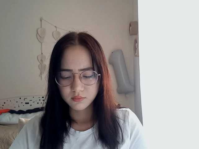 MyrleHenggeler live cam on BongaCams