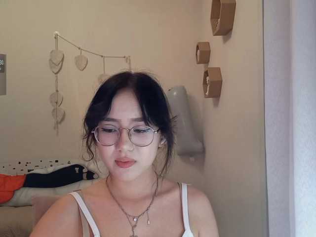 MyrleHenggeler live cam on BongaCams