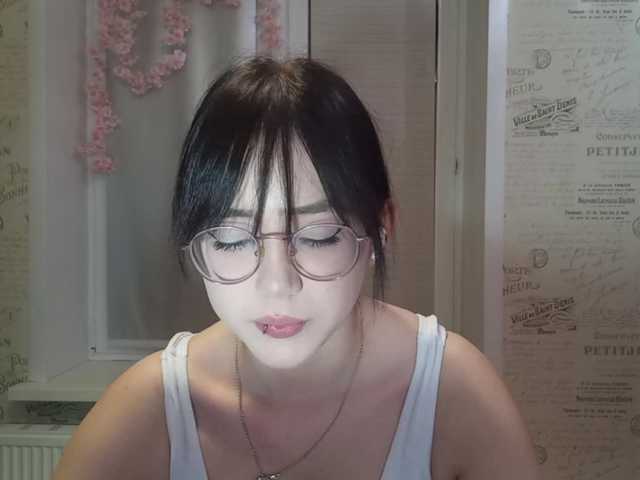MyrleHenggeler live cam on BongaCams