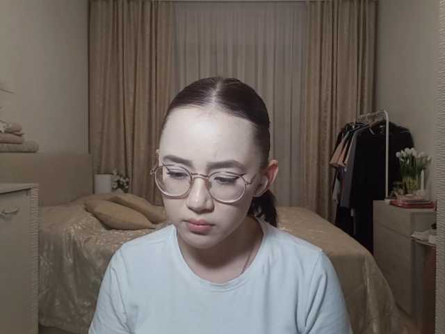 MyrleHenggeler live cam on BongaCams
