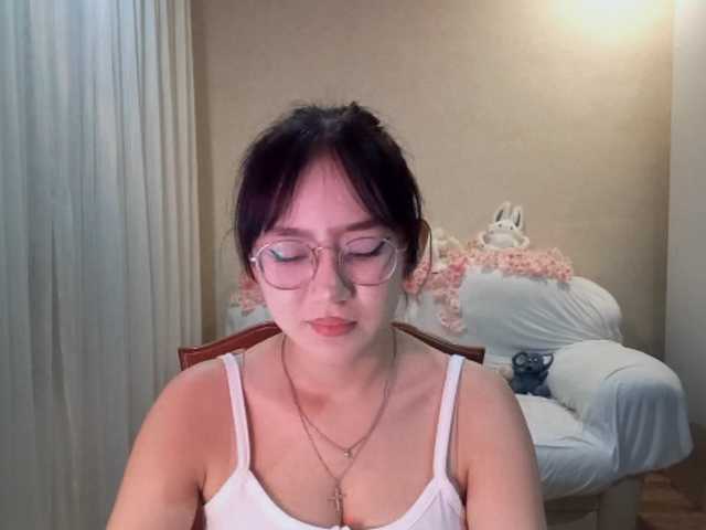 MyrleHenggeler live cam on BongaCams