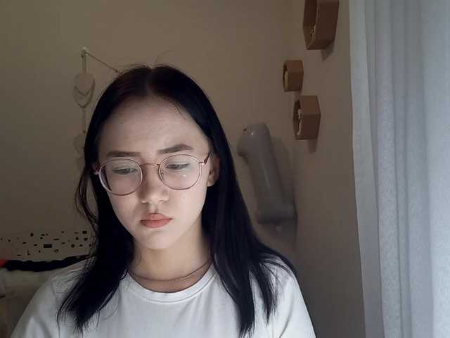 MyrleHenggeler live cam on BongaCams