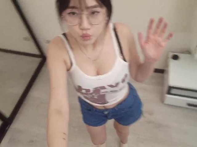 MyrleHenggeler live cam on BongaCams