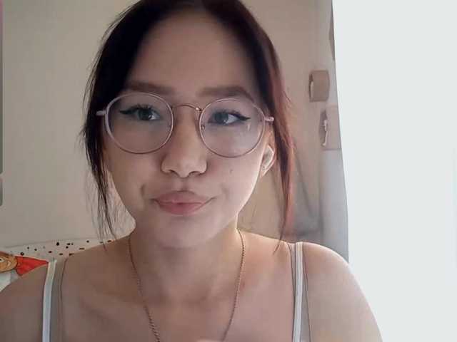 MyrleHenggeler live webcam show