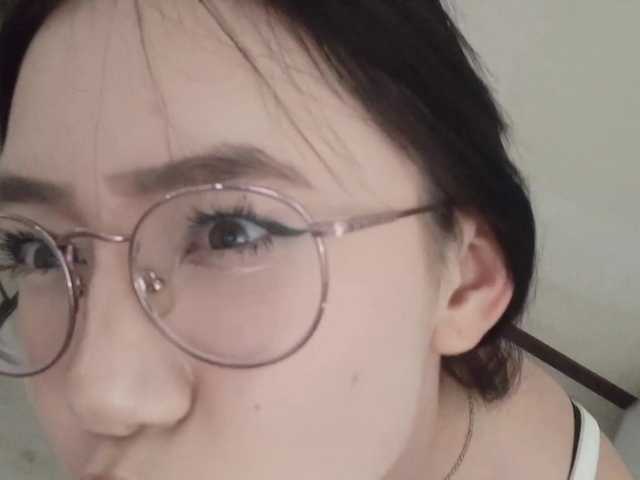 MyrleHenggeler live cam on BongaCams