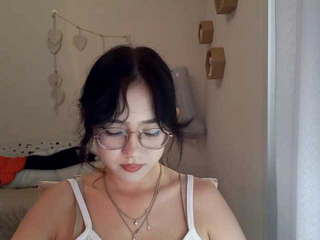 MyrleHenggeler live cam on BongaCams