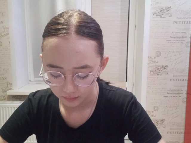 MyrleHenggeler live cam on BongaCams