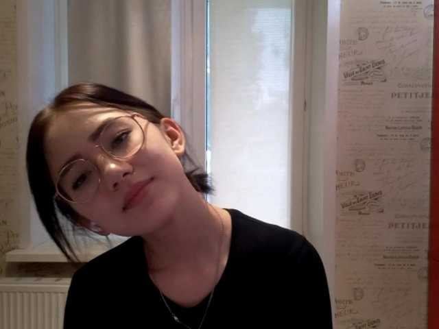MyrleHenggeler live cam on BongaCams