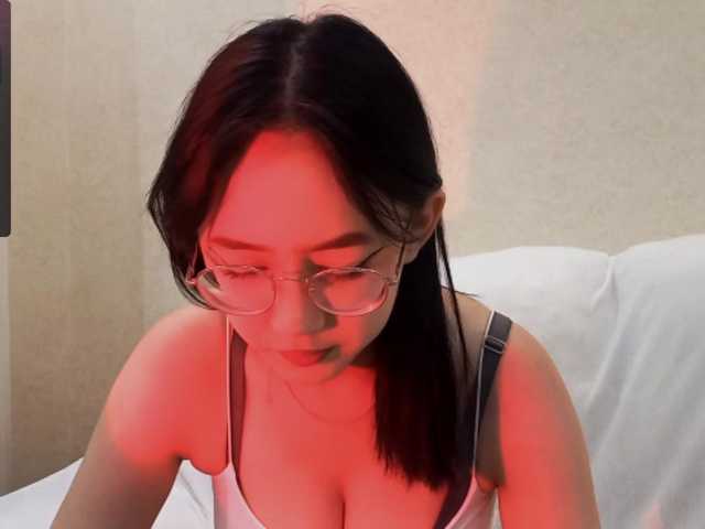 MyrleHenggeler live cam on BongaCams