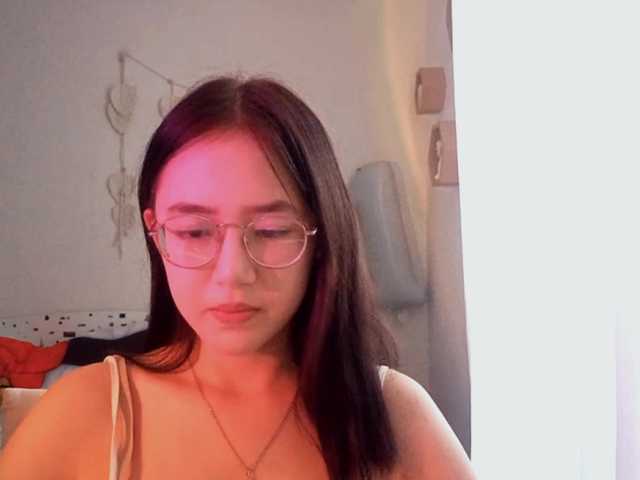 MyrleHenggeler live cam on BongaCams