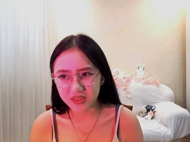 MyrleHenggeler live cam on BongaCams