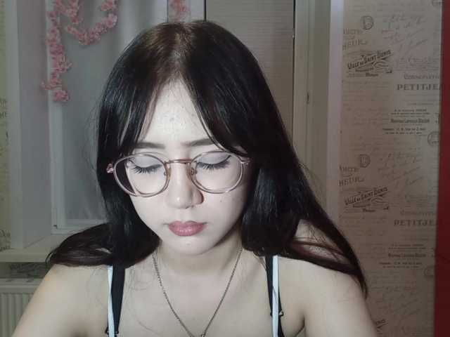 MyrleHenggeler live cam on BongaCams