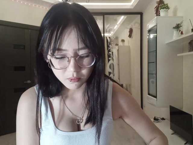 MyrleHenggeler live cam on BongaCams