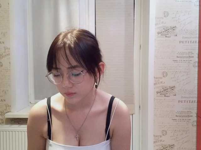 MyrleHenggeler live cam on BongaCams