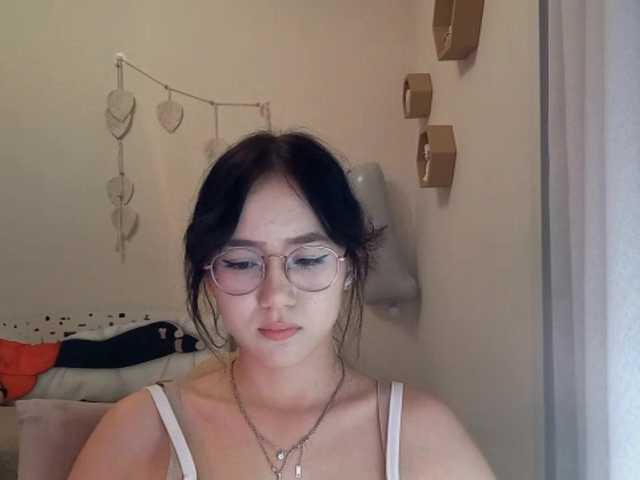 MyrleHenggeler live cam on BongaCams