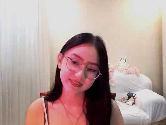 MyrleHenggeler live cam on BongaCams