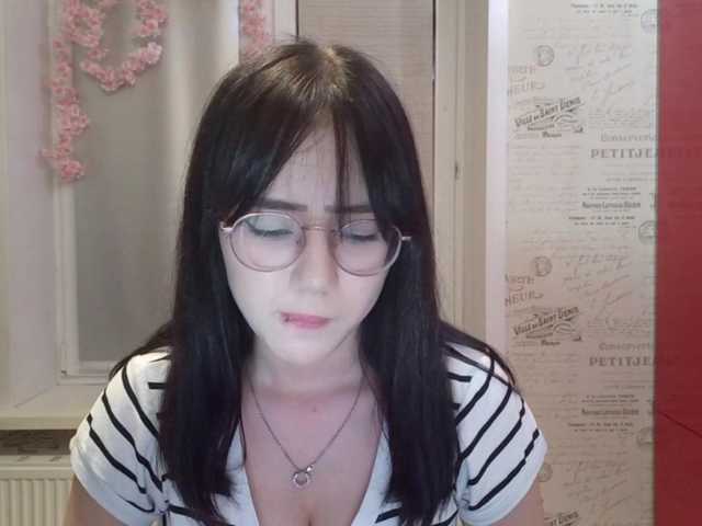 MyrleHenggeler live cam on BongaCams