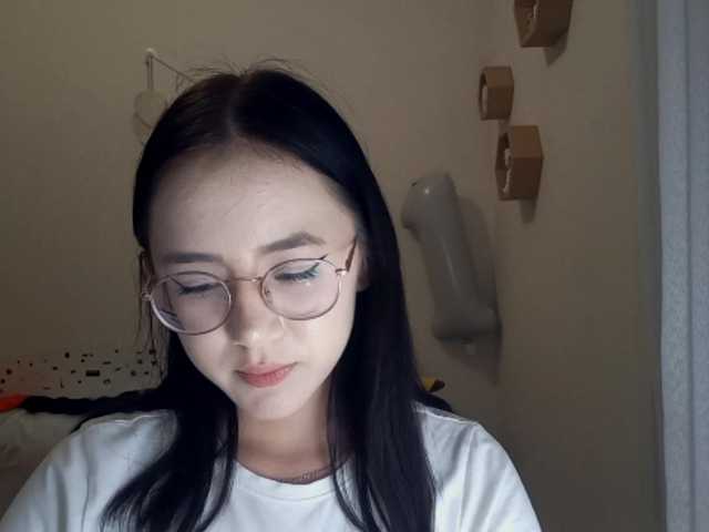 MyrleHenggeler live cam on BongaCams