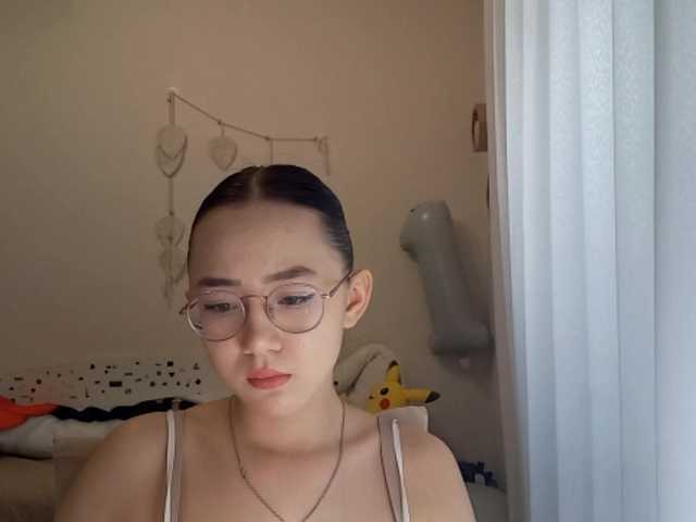 MyrleHenggeler live webcam show