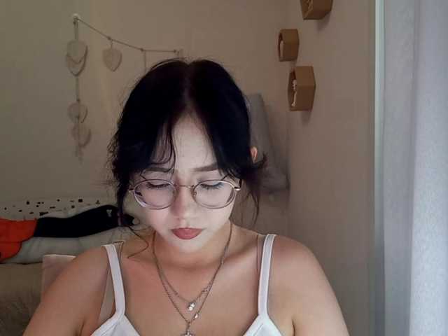 MyrleHenggeler live cam on BongaCams