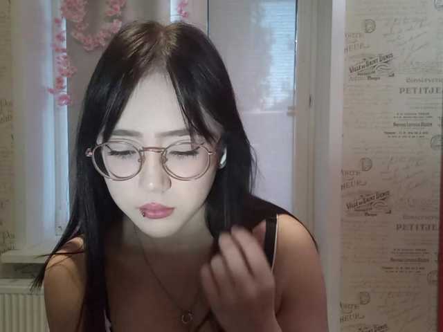 MyrleHenggeler live cam on BongaCams