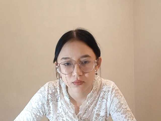 MyrleHenggeler's BongaCams show and profile