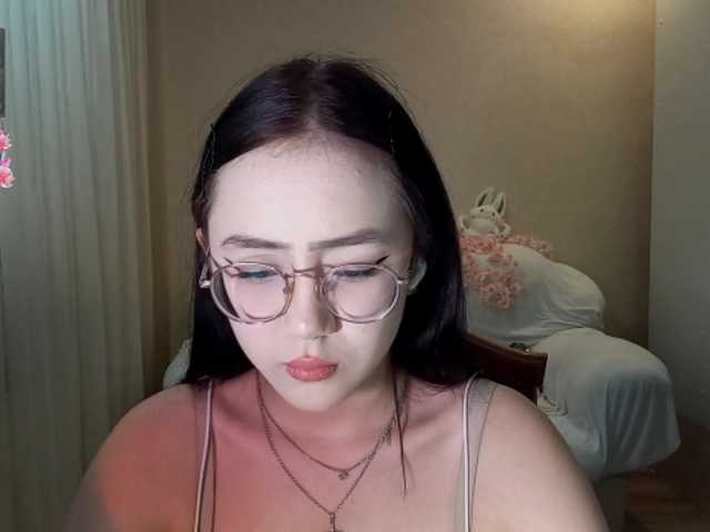MyrleHenggeler live cam on BongaCams