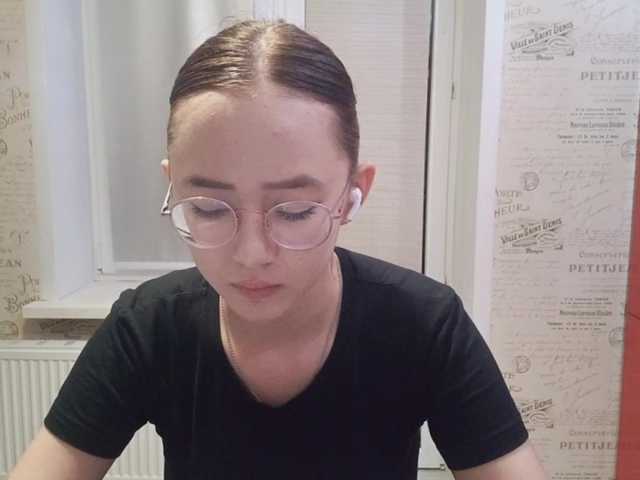 MyrleHenggeler live cam on BongaCams