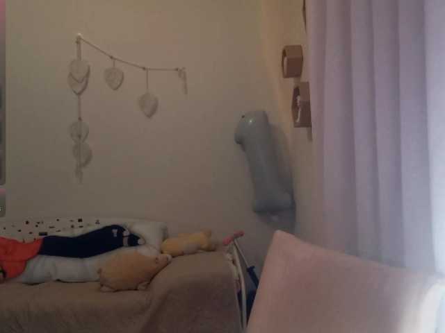 MyrleHenggeler live cam on BongaCams