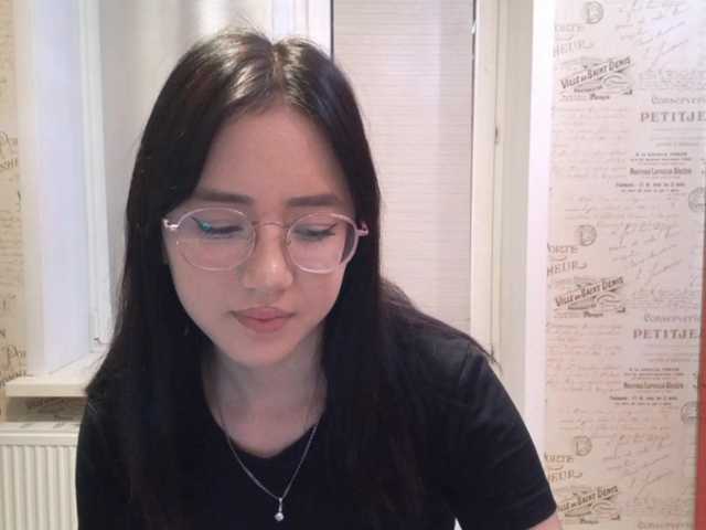 MyrleHenggeler live cam on BongaCams