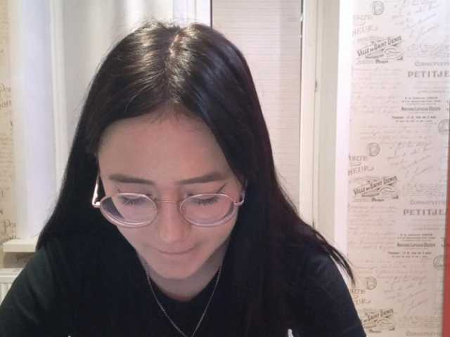MyrleHenggeler live cam on BongaCams