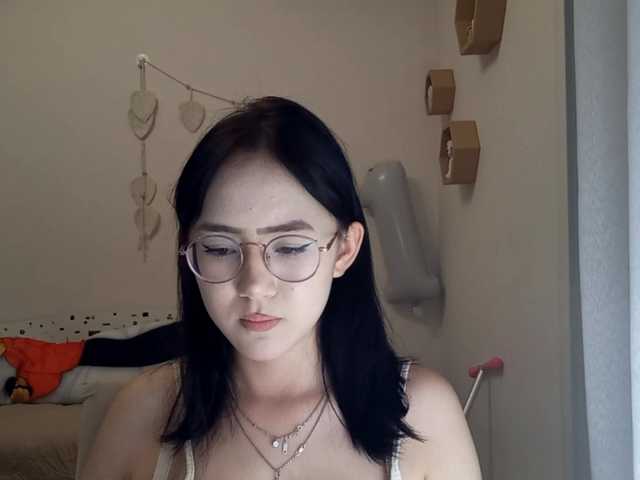 MyrleHenggeler live cam on BongaCams