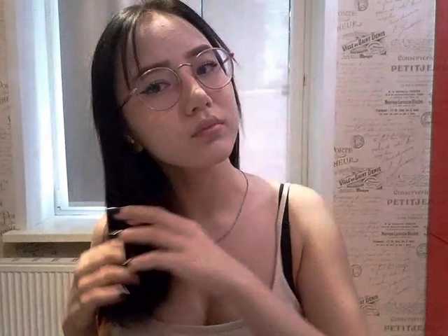 MyrleHenggeler live cam on BongaCams