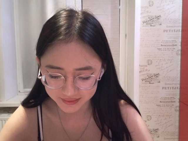 MyrleHenggeler live cam on BongaCams