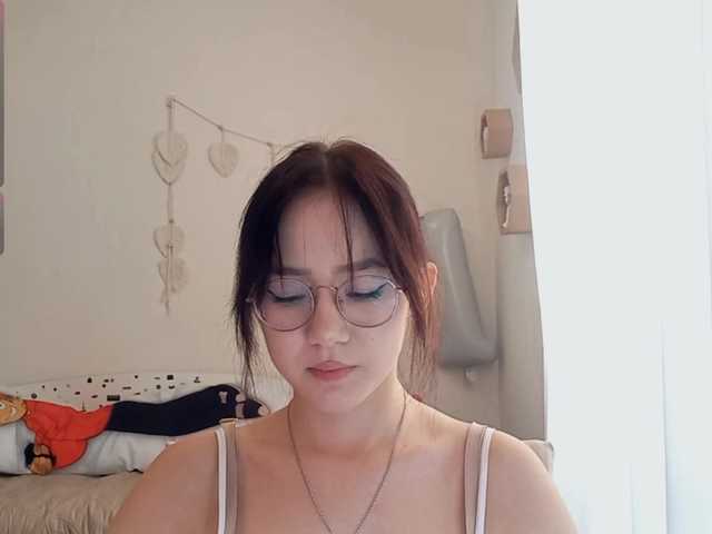 MyrleHenggeler live cam on BongaCams