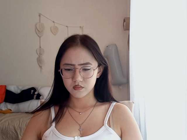 MyrleHenggeler live cam on BongaCams