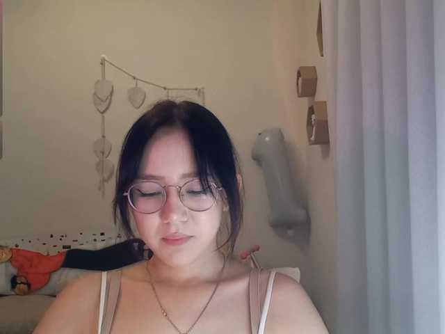 MyrleHenggeler live webcam show