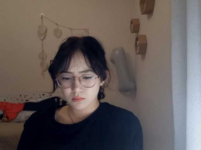 MyrleHenggeler live cam on BongaCams