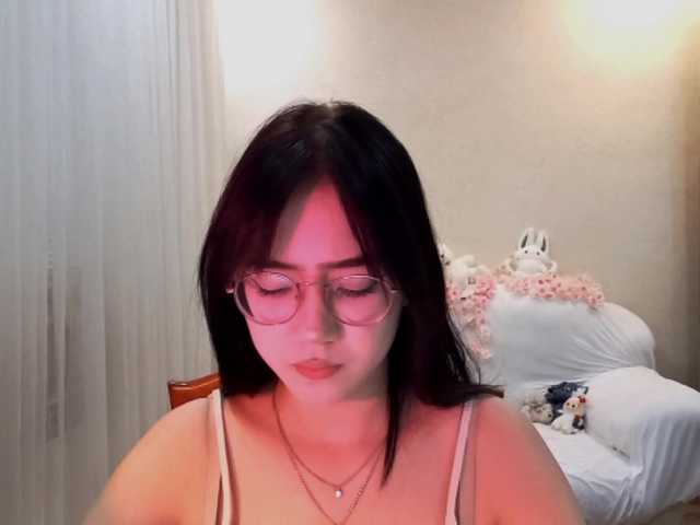 MyrleHenggeler live cam on BongaCams