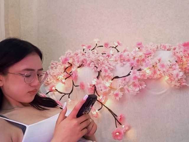 MyrleHenggeler live cam on BongaCams