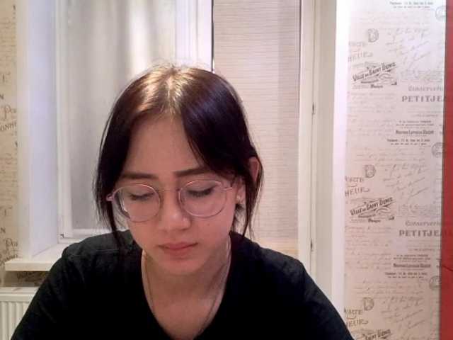 MyrleHenggeler live cam on BongaCams