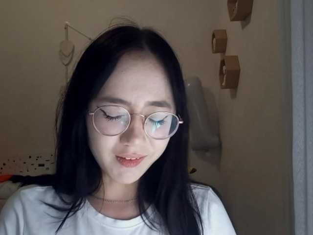 MyrleHenggeler live cam on BongaCams