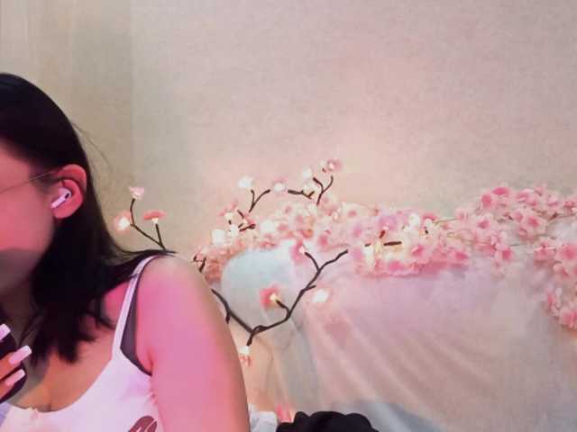 MyrleHenggeler live cam on BongaCams