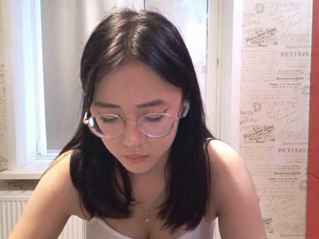 MyrleHenggeler live cam on BongaCams