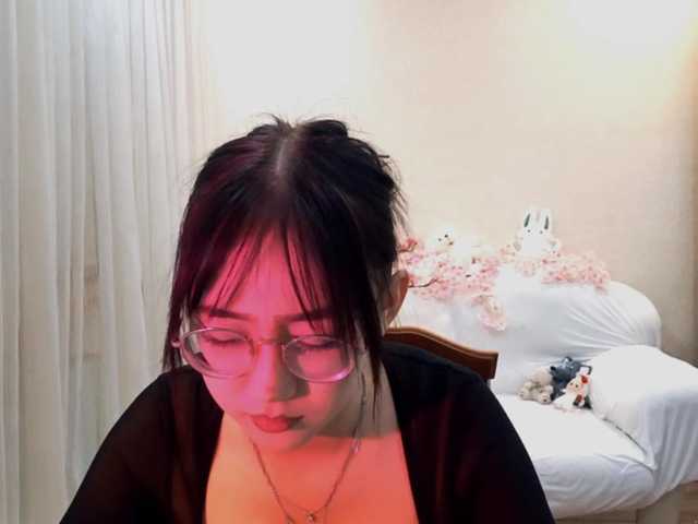 MyrleHenggeler live cam on BongaCams