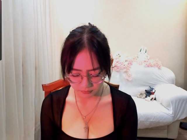 MyrleHenggeler live cam on BongaCams