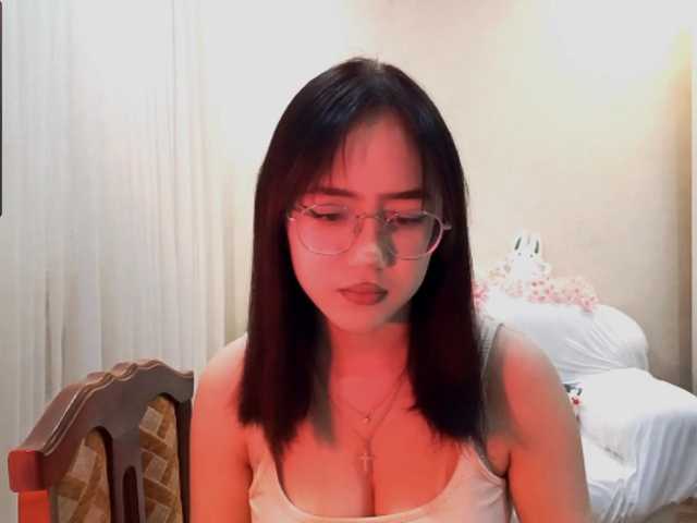 MyrleHenggeler live cam on BongaCams